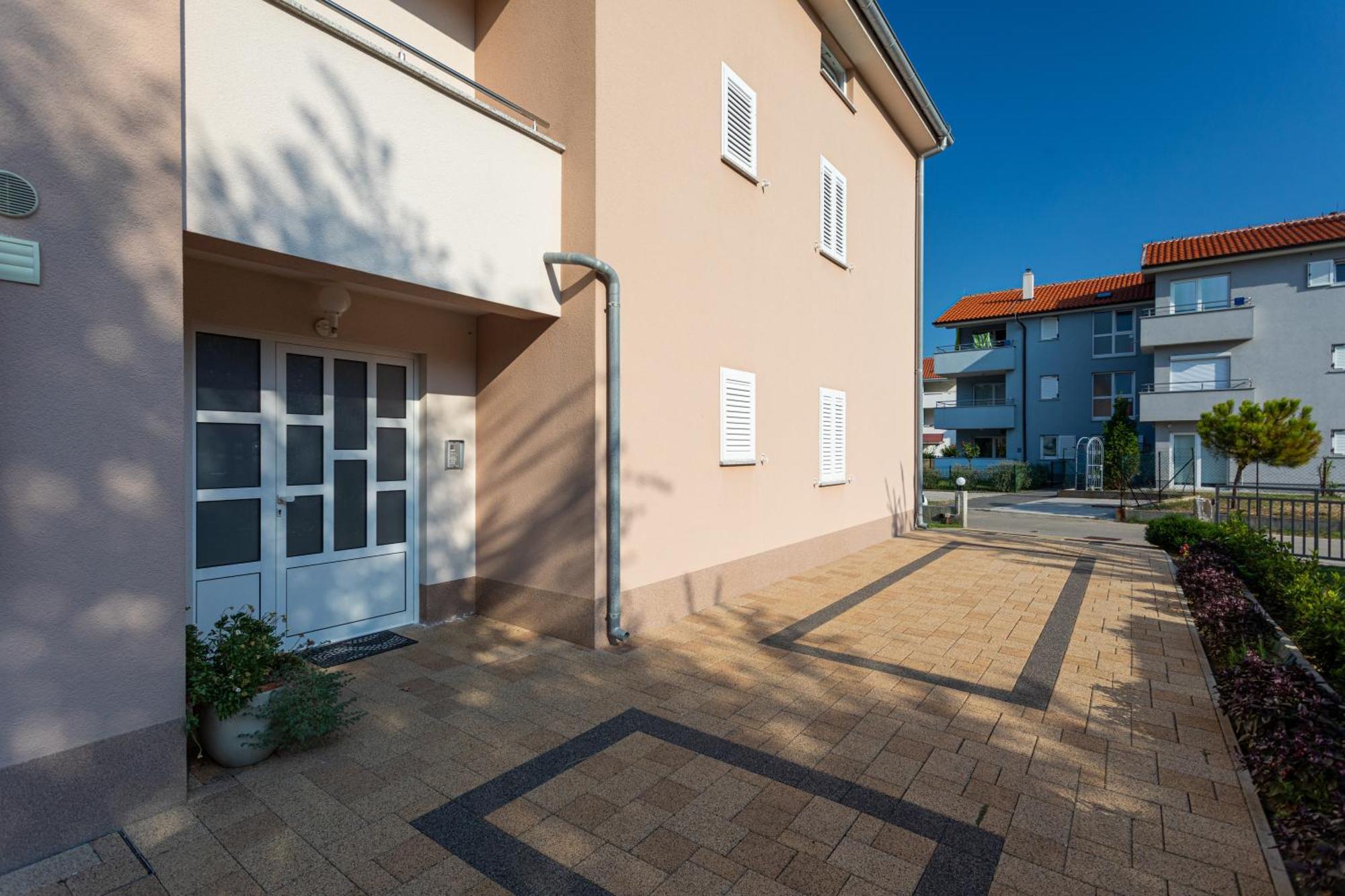 Apartments Crnekovic Jasna Baska  Exterior photo