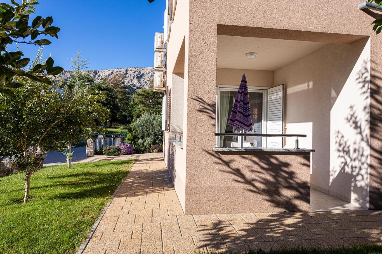 Apartments Crnekovic Jasna Baska  Exterior photo